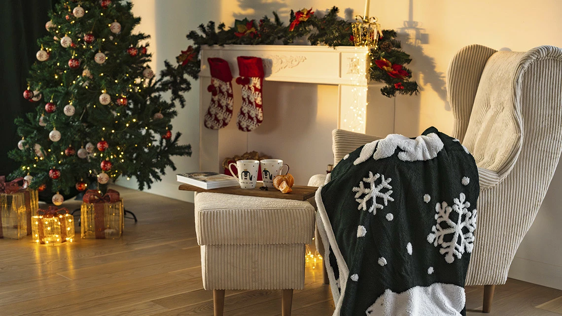 dodatki-swiateczne-do-domu--jak-nadac-swiatecznego-klimatu-wnetrzu