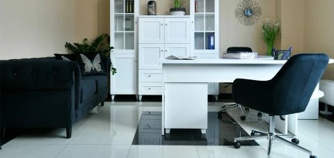 jak-wybrac-wygodne-krzesla-konferencyjne