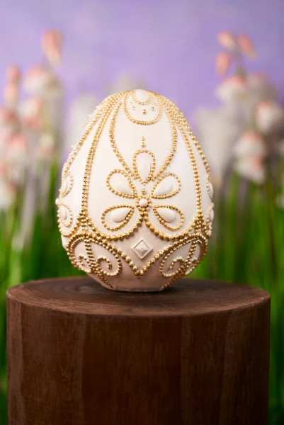 Ozdoba wielkanocna jajko Pink Easter 32 (biały/złoty)