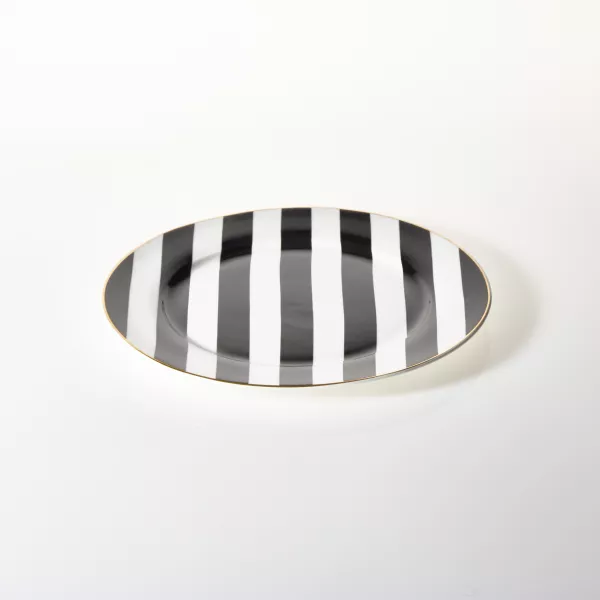 Talerz ceramiczny Rayas biały w czarne pasy 
