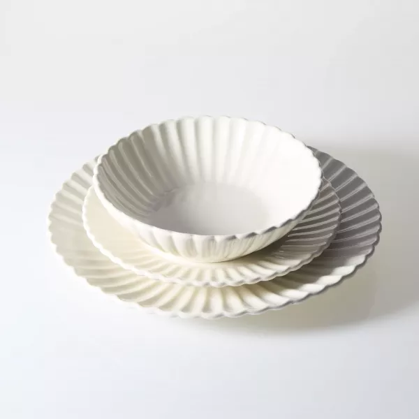 Zestaw talerzy Lotus 18 elementów (beżowy) 