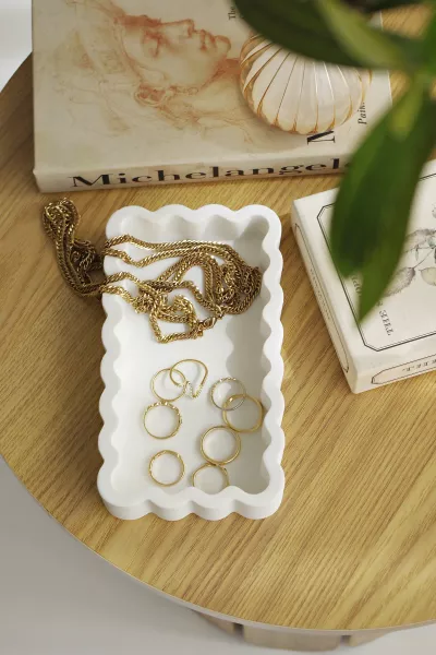 Tacka na biżuterię marmurowa Pearl 5