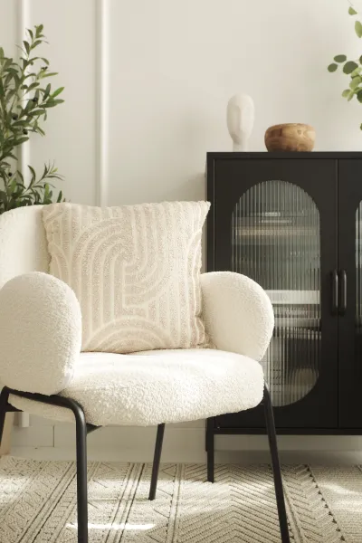 Poszewka z odstającym wzorem 228