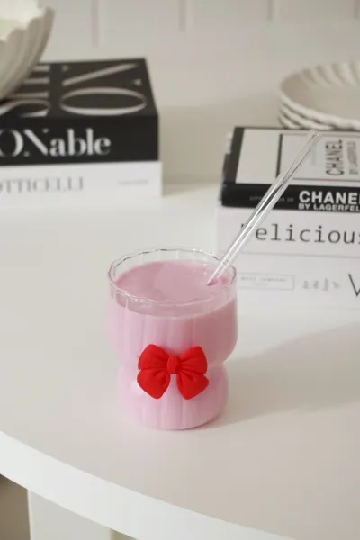 Szklanka z czerwoną kokardką Bella 33