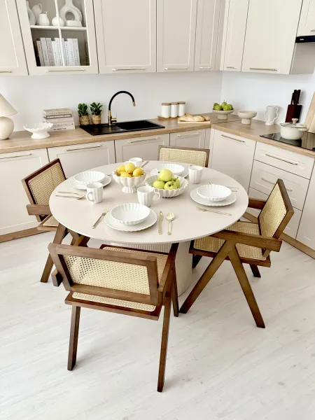 Krzesło drewniane Nerivo 41 (rattan/orzech)