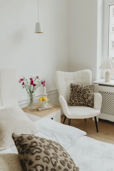 Fotel Felicja (kremowy)